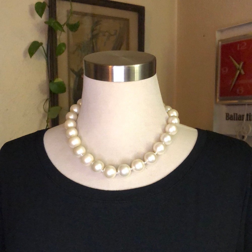 Ann Taylor Faux Pearl Necklace